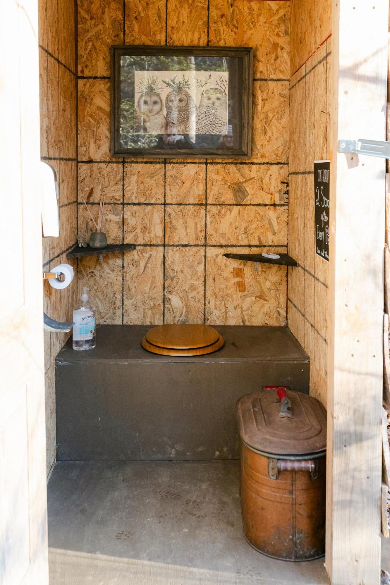 Отель Blythe Shoals Base Camp Cleveland Экстерьер фото