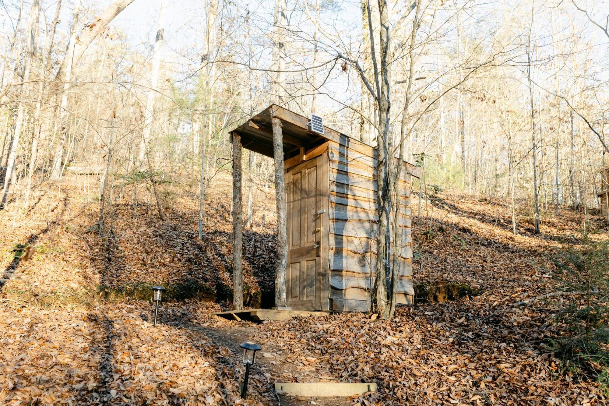 Отель Blythe Shoals Base Camp Cleveland Экстерьер фото