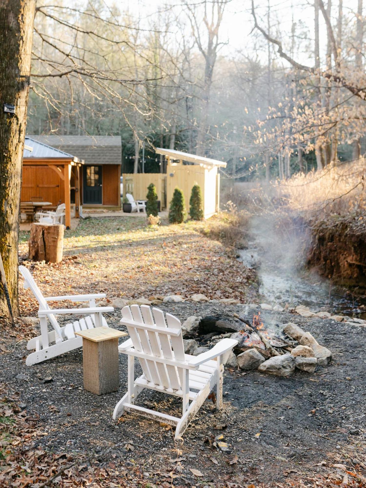 Отель Blythe Shoals Base Camp Cleveland Экстерьер фото