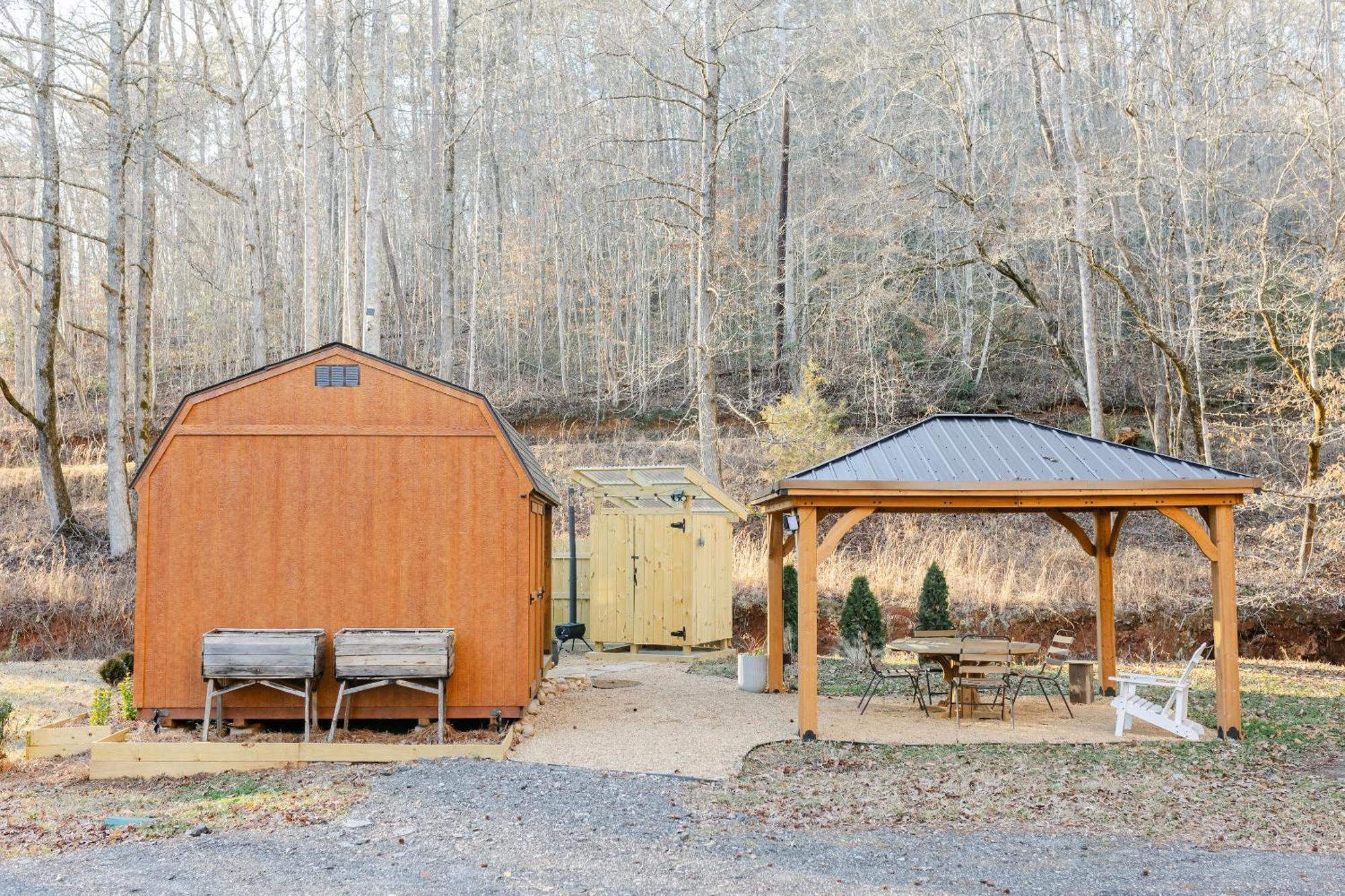 Отель Blythe Shoals Base Camp Cleveland Экстерьер фото